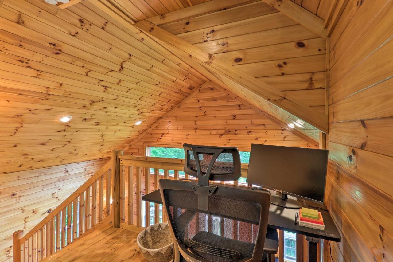 Cozy Boone Cabin With Deck Close To Downtown! Zewnętrze zdjęcie