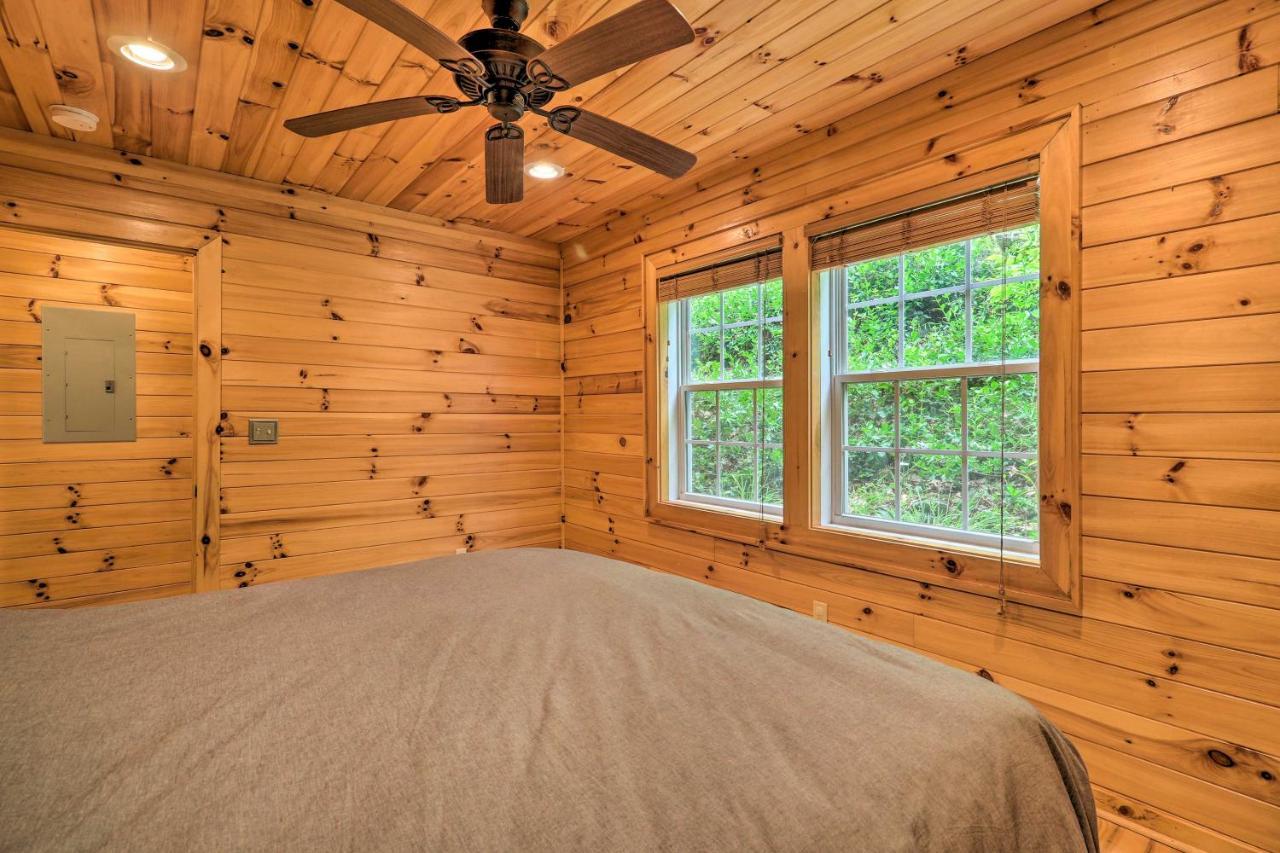 Cozy Boone Cabin With Deck Close To Downtown! Zewnętrze zdjęcie